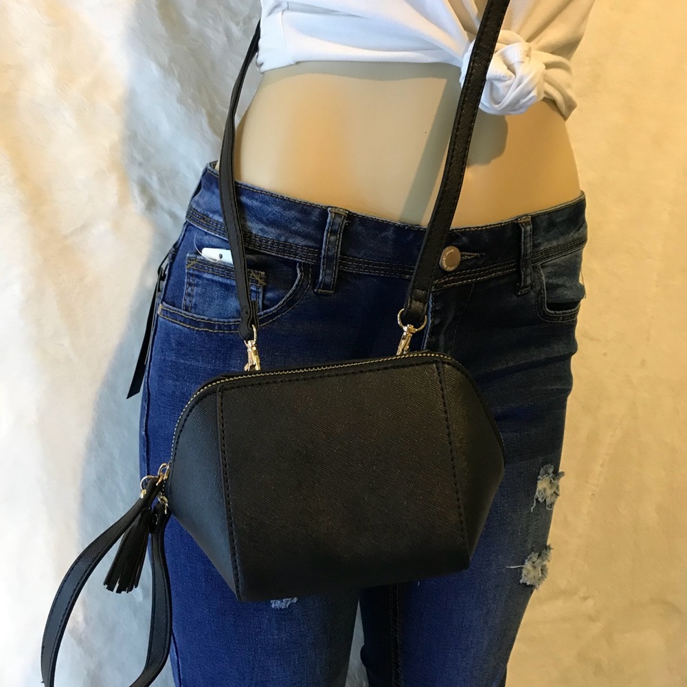🆕 2 in 1 Crossbody & Wrist Bag ‼️LAST ONE‼️